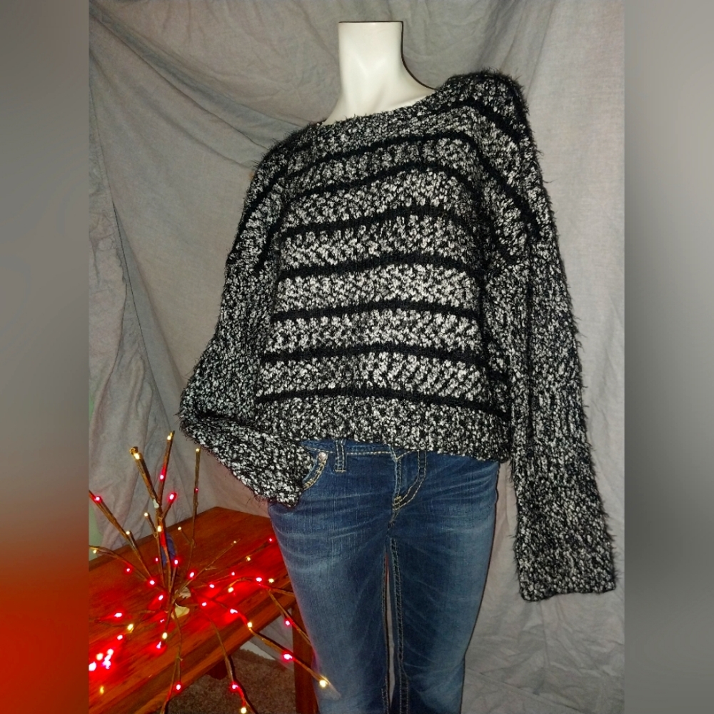 Ladies sweater